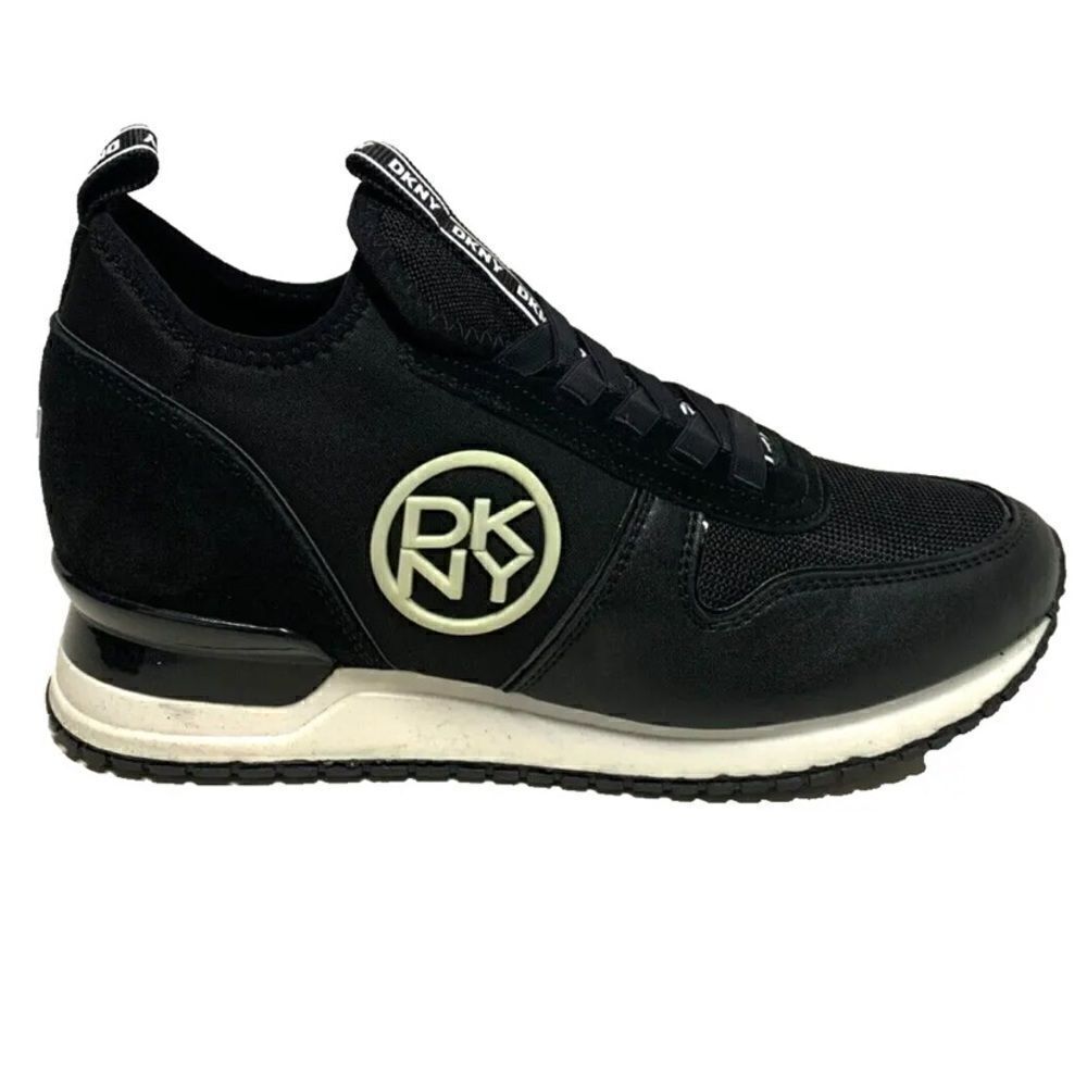 DKNY Women's Sabatini Sneakers Black Size 6.5US NEW with box